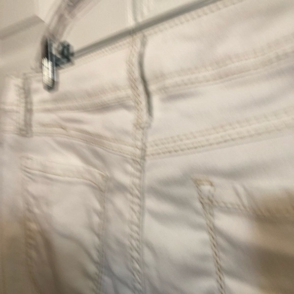 17/21 Exclusive Denim size 12 jeans high rise Ivory Cropped stretch - Picture 9 of 14